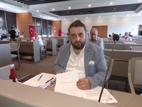 CHP YILDIRIM MECLİS; İlçemize Meclis Olarak Bir Ormanlık Alan Açalım, Yıldırımlılar Arkamızdan Yürüsün!