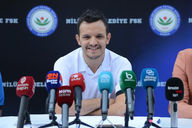 Nilüfer Belediye Futbol SK Batalla ile 3 yıllık sözleşme imzaladı