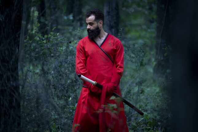 GÖKHAN TÜRKMEN yeni teklisi ‘KALEM’de sınırlarını zorluyor | Kalem tüm dijital dünyada klibiyle yayına girdi