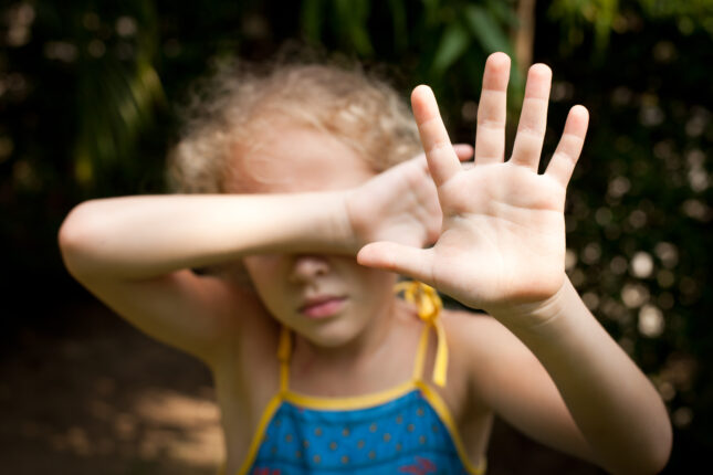 Sağlık ve yargı kurumları çocuğa yönelik istismara   karşı yeniden yapılanmalı