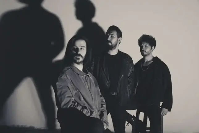 “İçimizdeki Rock & Roll Aşkının Dışa Vurumu” “Kanadım Olmadan”