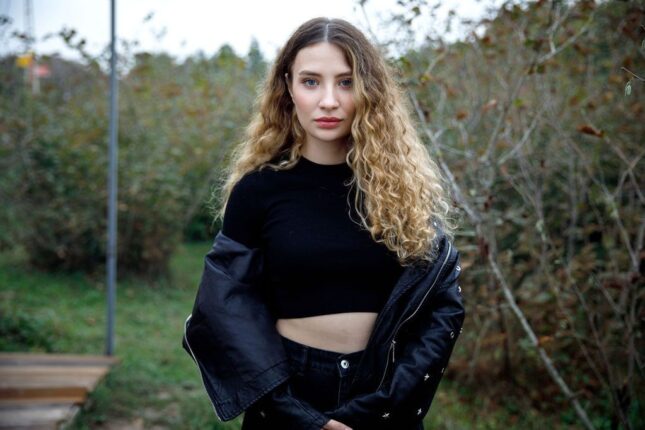 IRMAK ARICI’DAN İKİ YENİ ŞARKI