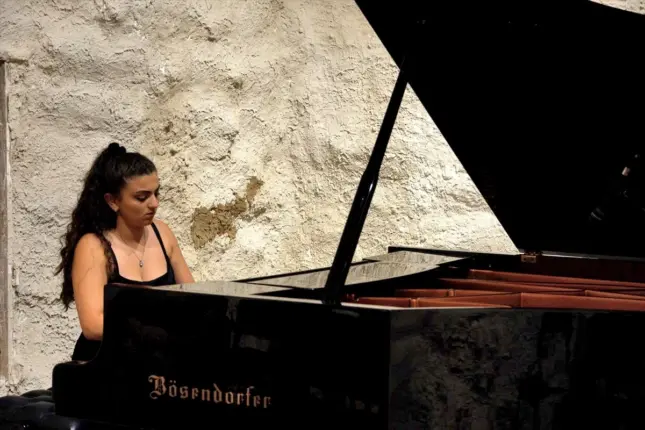 Gümüşlük Festival Akademisi piyano öğrencileri konser verdi