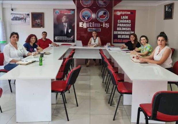 Eğitim-İş Bursa; Okula başlama maliyeti yüzde 126’ya kadar yükseldi! Milli Eğitim hala….