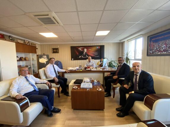 Türk Eğitim-Sen Bursa Şubeleri’nden Ankara Çıkartma!