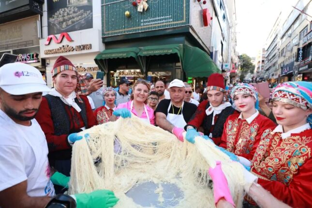 İZMİT BELEDİYESİ’NİN DÜZENLEDİĞİ 12. ULUSLARARASI İZMİT PİŞMANİYE, MÜZİK ve DANS FESTİVALİ, COŞKU DOLU ÜÇ GÜNÜN ARDINDAN SONA ERDİ!