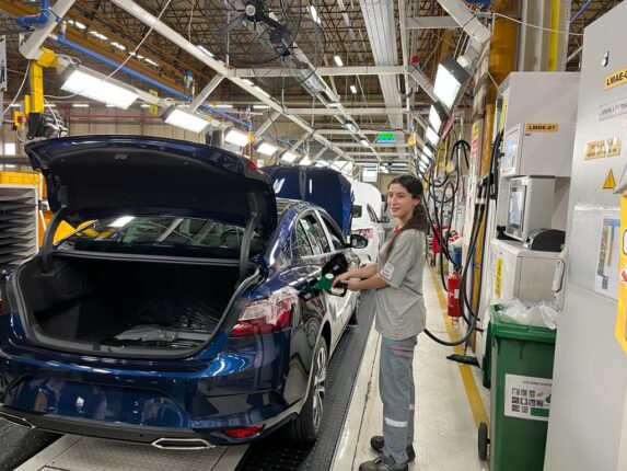 Karsan, Kadın İstihdamının Artırılmasında  Sektörün Öncüsü!