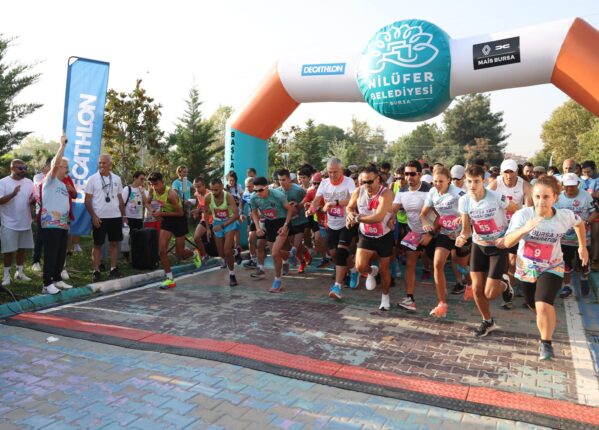 NİLÜFER’DE ZAFER BAYRAMI COŞKUSU SPORLA BULUŞTU