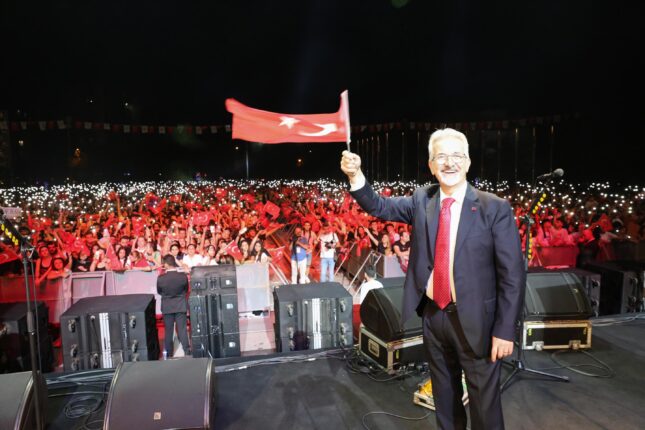 BÜYÜK ZAFER’İN 101. YILINA NİLÜFER’DE MUHTEŞEM KUTLAMA