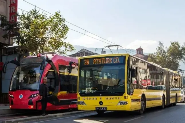 Yeniden Refah Genç; BURULAŞ Zammı Geri Çekmelidir!