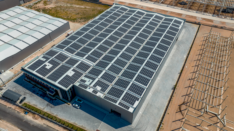 CW Enerji panelleri ile bir firma daha kendi enerjisini üretmeye başladı