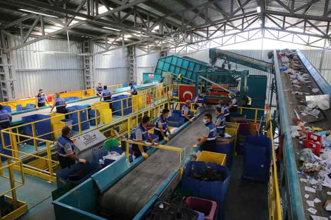 Avrupa Yakasının ilk Otomatik Ambalaj Atığı Ayrıştırma Tesisi Eyüpsultan’da