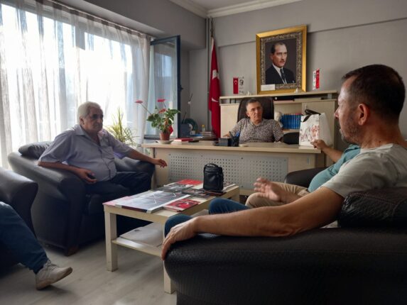 İŞÇİDER’den ADD Bursa’ya Ziyaret! “Cumhuriyet’in 100 Yıllık Kazanımları Çok Değerlidir, Kaybedilemez!”