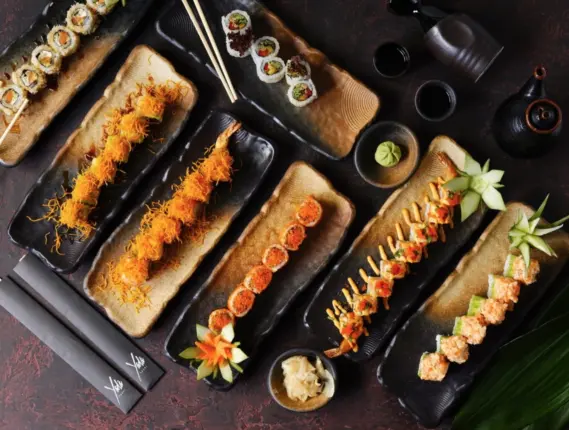 UZAKDOĞU MUTFAĞININ BENZERSİZ LEZZETLERİ İLE HAZIRLANAN SALATALAR YAZIN FAVORİSİ