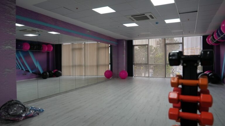 GÜRSULU KADINLARDAN SPOR SALONUNA YOĞUN İLGİ