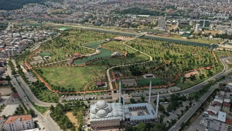 GELECEK BURSA; “Kira Sorununu Arsa Üreterek Bitirebiliriz Ama Bu Bursa’da Mümkün Değil!”