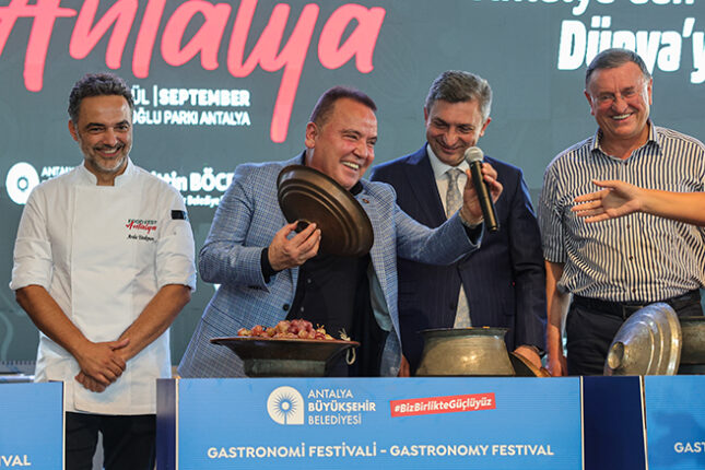 2’NCİ ULUSLARARASI FOOD FEST ANTALYA GASTRONOMİ FESTİVALİ KAPILARINI AÇTI