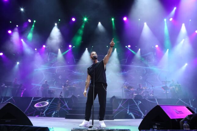 GÖKHAN ÖZEN 7 yıl sonra ilk konseri ile İstanbul’u yaktı