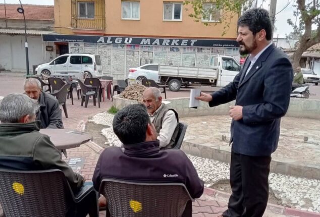 Kendi parti yöneticilerinin bile bozulan sağlıkları ile alakasız partilerin, vatandaş umurlarında olur mu?