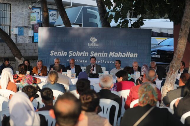 MAHALLE BULUŞMALARI TÜM HIZIYLA DEVAM EDİYOR