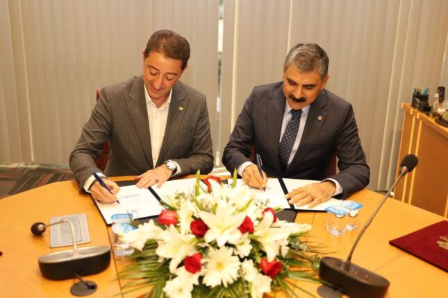 “DİSK GENEL İŞ SENDİKASI GENEL BAŞKAN’I BANDIRMA’DA”