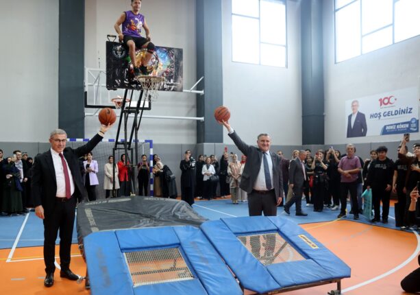 100. Yıl Spor ve Gençlik Merkezi açıldı