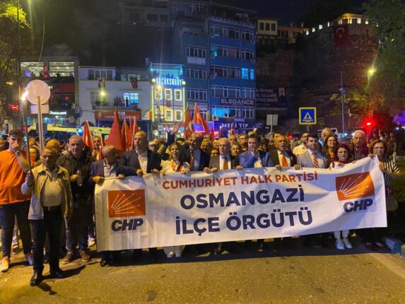 Cumhuriyet; Atatürk devrimlerinden koparılması mümkün olmayan bir çağdaşlaşma hikayesidir