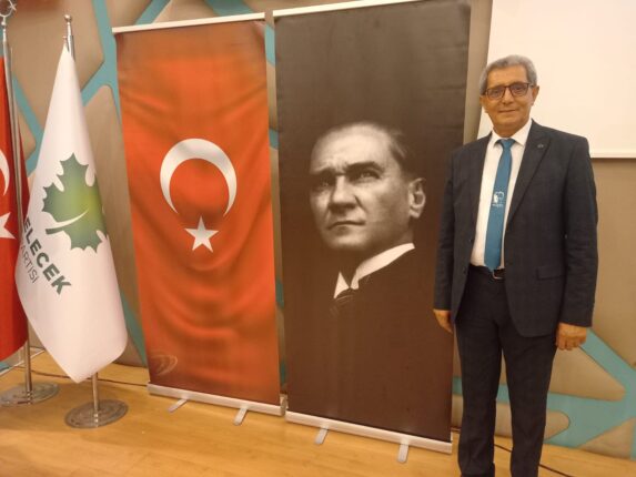 GELECEK BURSA; Vatandaş Yenisini Alamıyor Anca Tamir Ettirerek Kullanabiliyor!