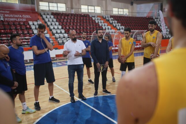 Kuyumcuların basket takımı TBL 1. Lig’de dikkat çekiyor