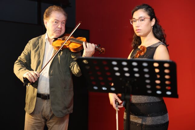 MEM’DE YENİ SEZON CİHAT AŞKIN KONSERİ İLE BAŞLADI