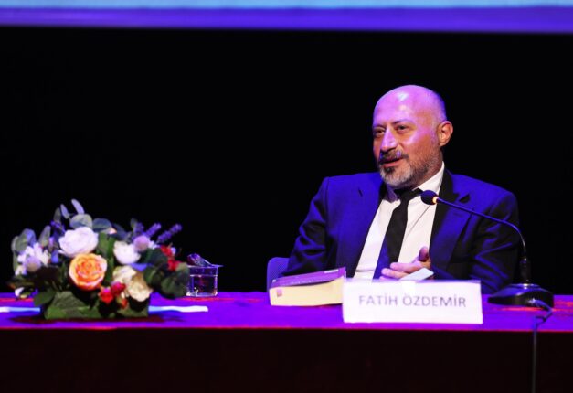 MEHMET H. DOĞAN ÖDÜLÜ ŞİİR DOLU GECEDE SAHİBİNİ BULDU