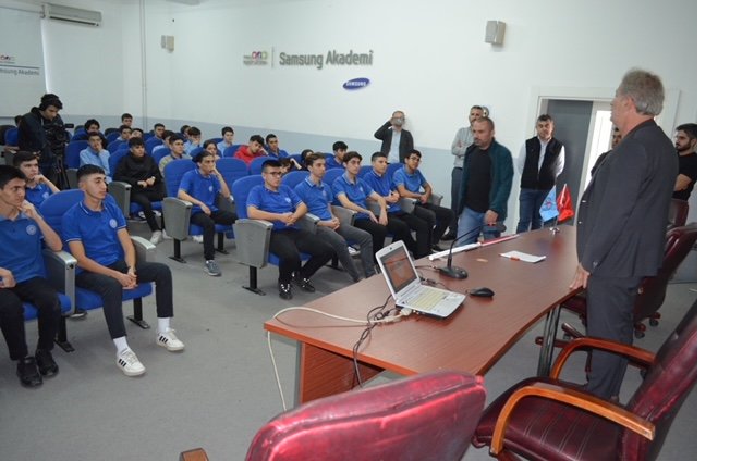 İSTANBUL ELEKTRİK TEKNİSYENLERİ ODASI  “ALTERNATİF ENERJİ KAYNAKLARI” KONUSUNDA  EĞİTİM SEFERBERLİĞİ BAŞLATTI