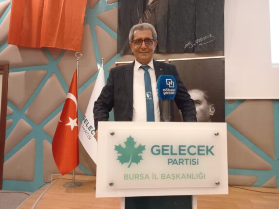 GELECEK BURSA; Okul kantinlerinde bile bir tane tost 35 TL… El insaf!