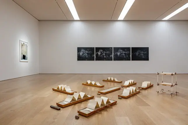 ARTER KOLEKSİYONU’NDAN OLUŞTURULAN “KENDİ GÖLGESİNDE” BAŞLIKLI GRUP SERGİSİ ARTER’DE ZİYARETE AÇILDI!