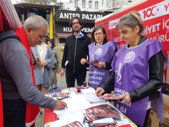 CUMHURIYET KADINLARI, 100 YILDA ANKARADA !