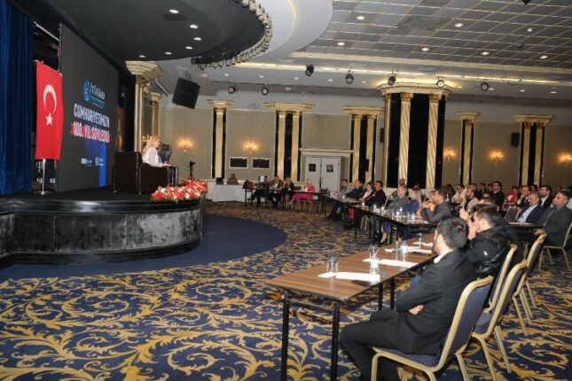 TÜGİAD BURSA, “CUMHURİYETİ” KONUŞTU