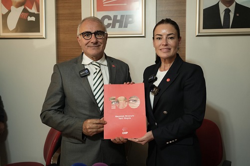 SERİNTÜRK ADAYLIK BAŞVURUSUNU YAPTI