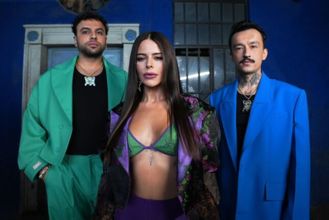 SİMGE ve KÖFN GÜÇLERİNİ BU ŞARKIDA BİRLEŞTİRDİ: ‘YAKIŞIKLI’