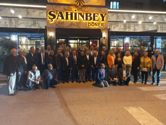 Yıldırım’ın Muhtarlarına Şahin Sevinç’ten Anlamlı Jest!