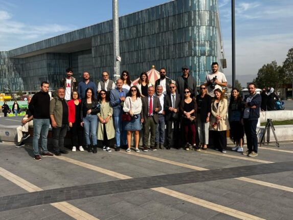 ÇGD Bursa; Basın Kanunu ile Bazı Kanunlarda Değişiklik Yapılmasına Kanun’un bir maddesi özellikle gazetecilerin giyotini haline geldi!