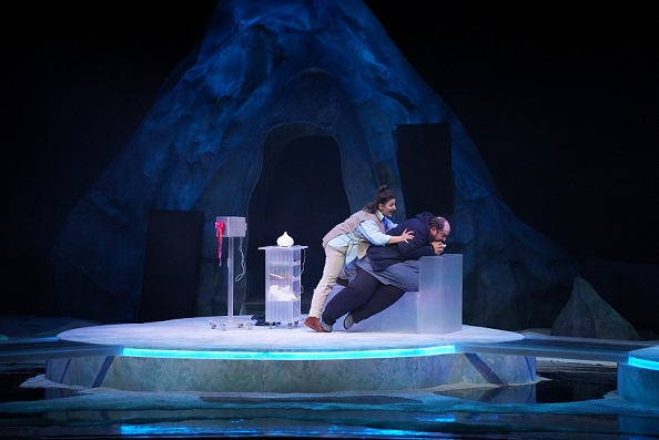 “Balina” müzikalinde Art De Huile imzası