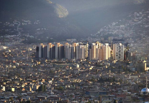 Gayrimenkul Uzmanı Bülent Kurt Bursa’daki Belediyeciliği Eleştirdi