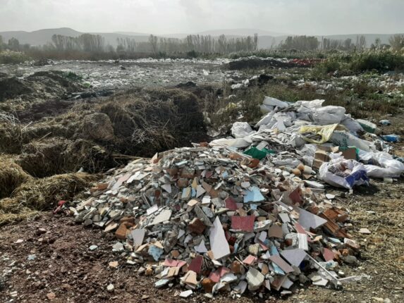 Göl Kurudu Çöplüğe Döndü!