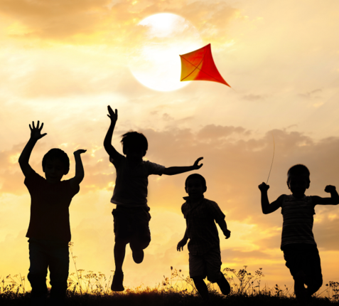 Umut, İyilik, Hayat, Mutluluk, Sevgi, Bir Avuç Yanında…