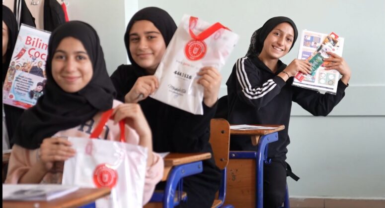 GÜRSU BELEDİYESİ’NDEN ÇOCUKLARA ÖZEL TÜBİTAK DERGİSİ