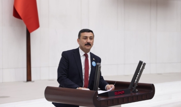 Büyükşehir’de Neler Oluyor! Selçuk Türkoğlu’ndan Flaş Soru Önergesi!