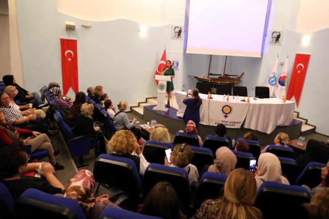 BODRUM BELEDİYESİ’NDEN “SİYASET OKULU’’ PROGRAMI  KADINLAR, “BİRLİKTE GÜÇLÜYÜZ!’’ DEDİ