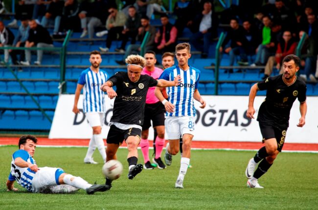 NİLÜFER BELEDİYE FSK GALİBİYETE DOYMUYOR