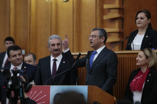 CHP BURSA’DAN ANKARA’YA ÜYE ÇIKARMASI