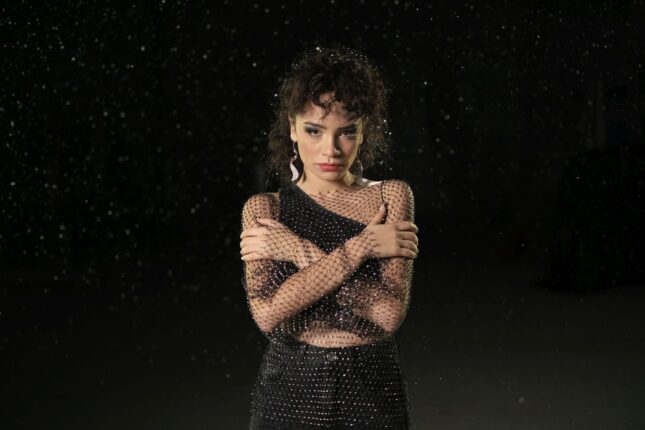 CEYBESK’TEN YENİ KIŞ ŞARKISI “KAÇ MEVSİM”